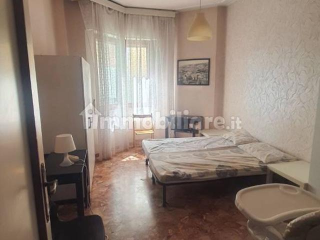 Trilocale ottimo stato, quarto piano, Principe, Genova
