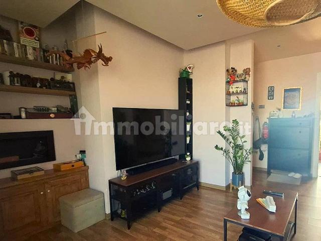 Trilocale ottimo stato, quinto piano, Viale Bovio Piazza Duca degli Abruzzi, Pescara