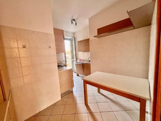 Trilocale ottimo stato, quinto piano, Cenisio, Milano