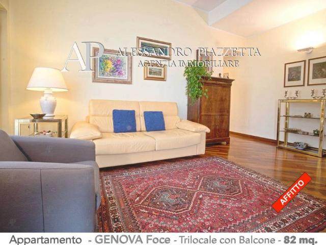 Trilocale ottimo stato, quinto piano, Foce, Genova