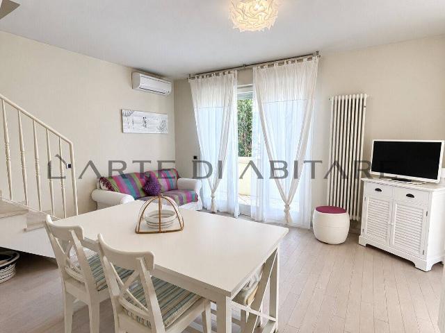 Trilocale ottimo stato, su più livelli, Milano Marittima, Cervia