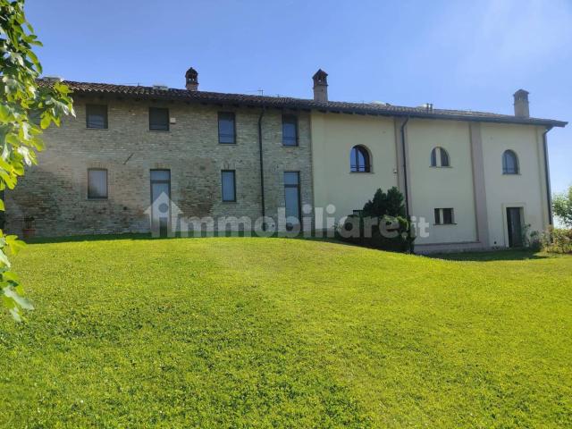 Trilocale ottimo stato, su più livelli, Montebello, Montebello della Battaglia