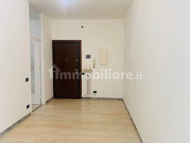Trilocale ottimo stato, secondo piano, Centro, Vigevano