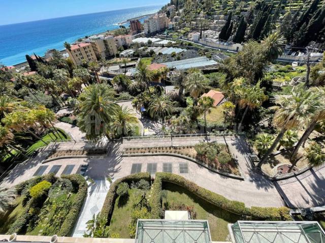 Trilocale ottimo stato, sesto piano, Arziglia, Madonna della Ruota, Bordighera