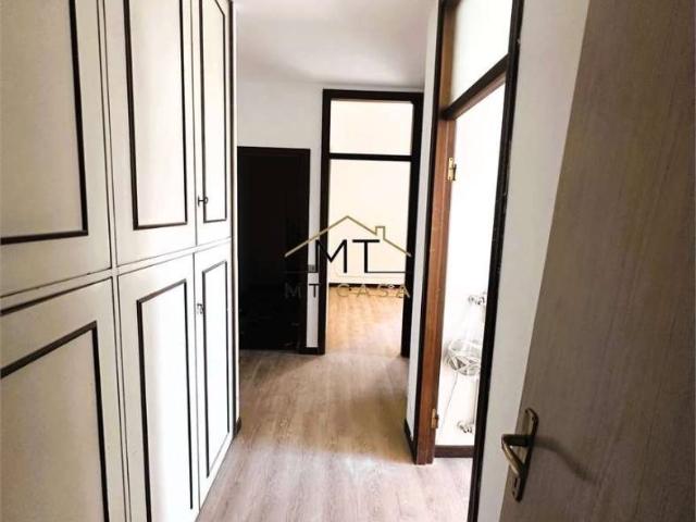 Trilocale ottimo stato, terzo piano, Centro Storico, Pesaro