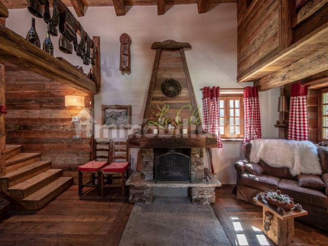 Trilocale Località Cuignon 1, Courmayeur