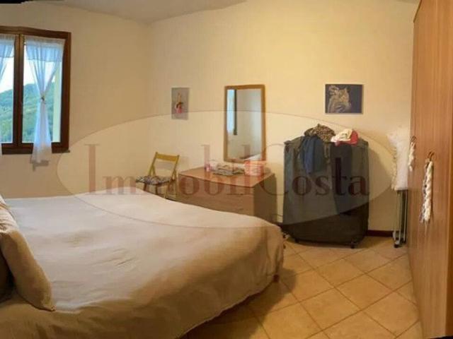 Trilocale Località Roncolongo, Santo Stefano d'Aveto