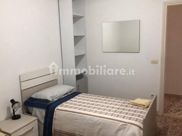 Trilocale largo Domenico Paone, Centro, Formia