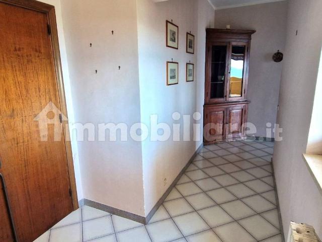 Trilocale largo Luigi Chiarelli, Trani