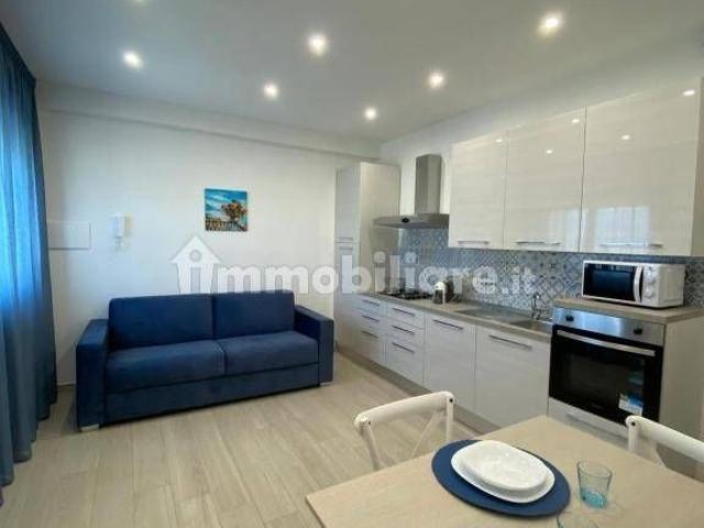 Trilocale Lungomare Nazario Sauro 32, Centro, Minturno