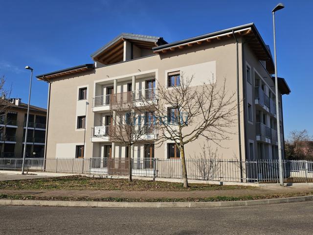 Trilocale nuovo a Casorate Primo