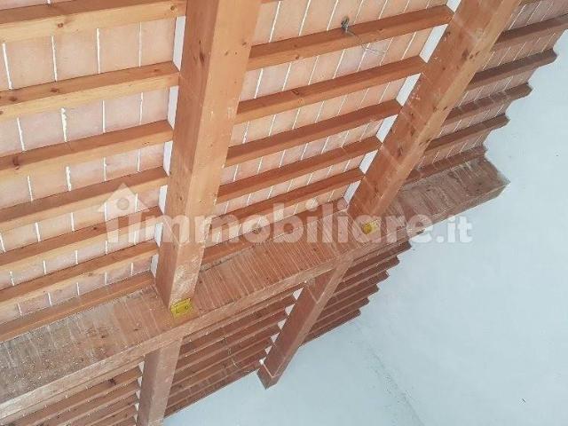 Trilocale nuovo, Vicopisano caprona