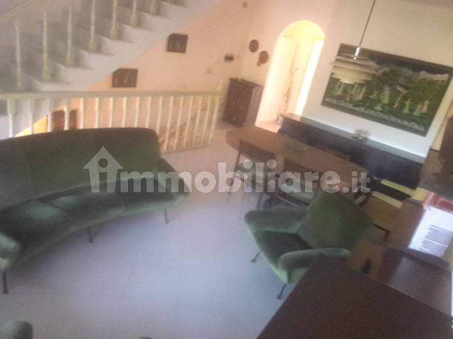Trilocale salita A. Canata 28b, Lerici Paese, Lerici