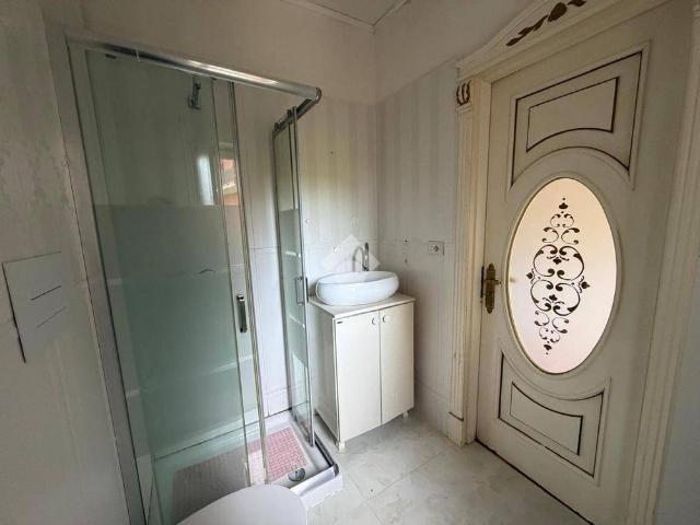 Trilocale salita Capodimonte 105, San Carlo All'Arena, Napoli