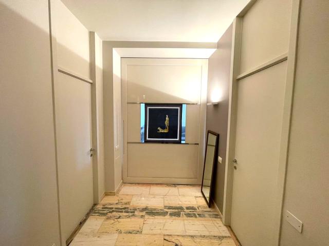 TRILOCALE SAN DONATO MILANESE CON LOGGIA