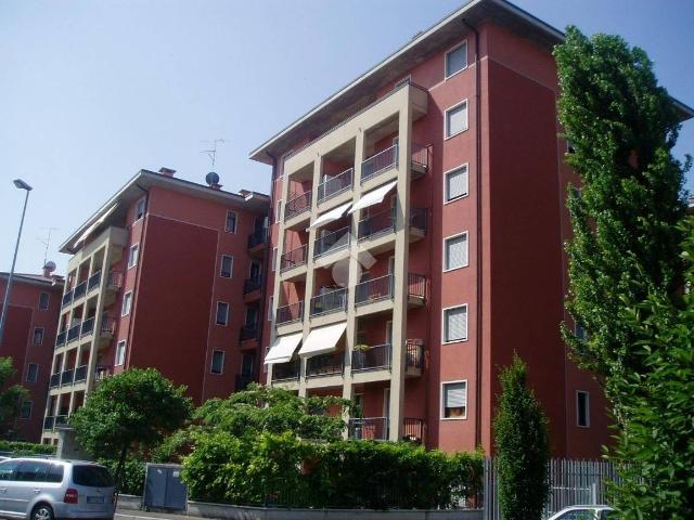 Trilocale Strada le grazie 7, Borgo Roma, Verona