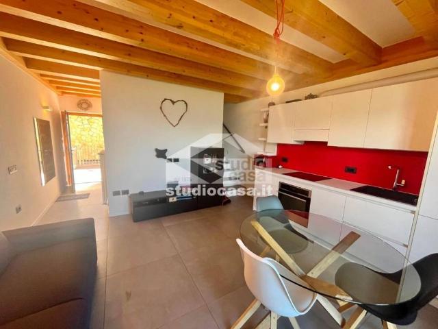 Trilocale su più livelli, Noriglio, Collina Est, Rovereto