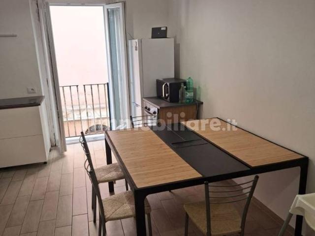 Trilocale piazza della Libertà 33, Gaeta