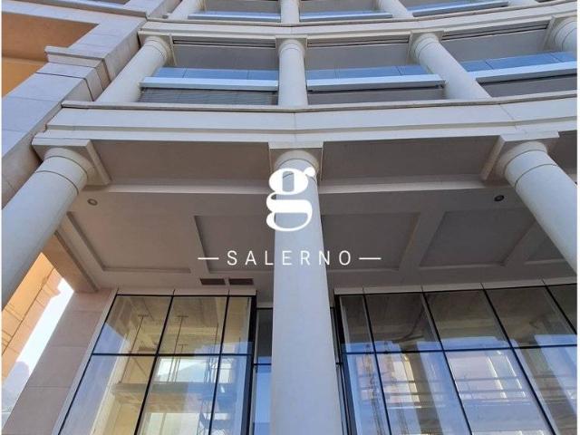 Trilocale piazza della Libertà, Centro Storico Teatro Verdi, Salerno
