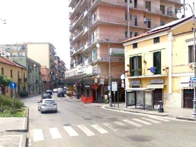Trilocale piazza Gregorio Maria Grasso, Mercatello Mariconda, Salerno