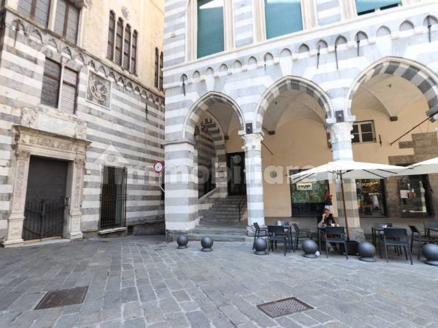 Trilocale piazza San Matteo, Centro Città, Genova