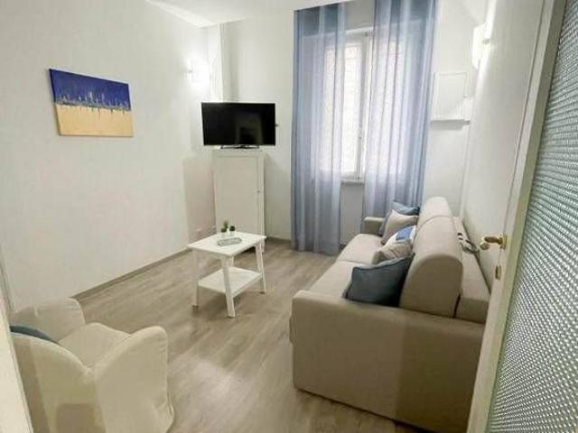 Trilocale piazza Sant'Agostino 60, Centro Storico, La Spezia