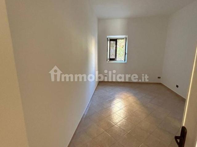 Trilocale piazza Tonnara 33, Arenella, Palermo