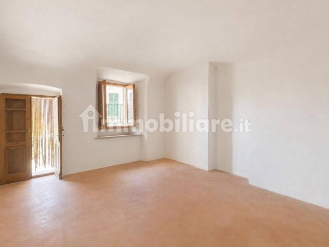 Trilocale piazza Umberto I, Centro, Beinette