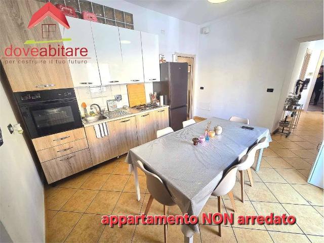Trilocale piazza vittorio veneto, 0, Centro, Pinerolo