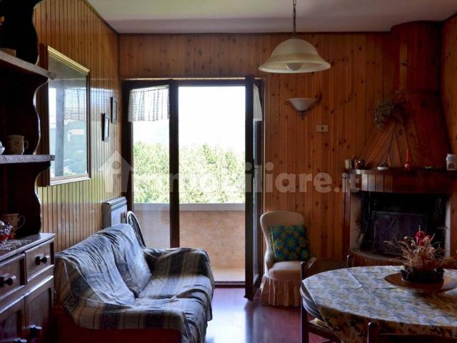 Trilocale piazzale Funivia 408, Ovindoli