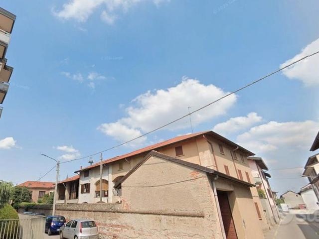 Trilocale Rovello Porro con Posto Auto