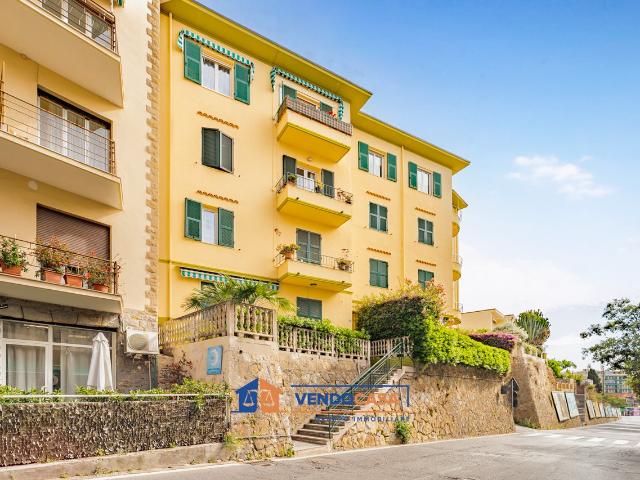Trilocale Ristrutturato Vista Mare 60m² Coldirodi