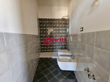 Trilocale ristrutturato a Firenze
