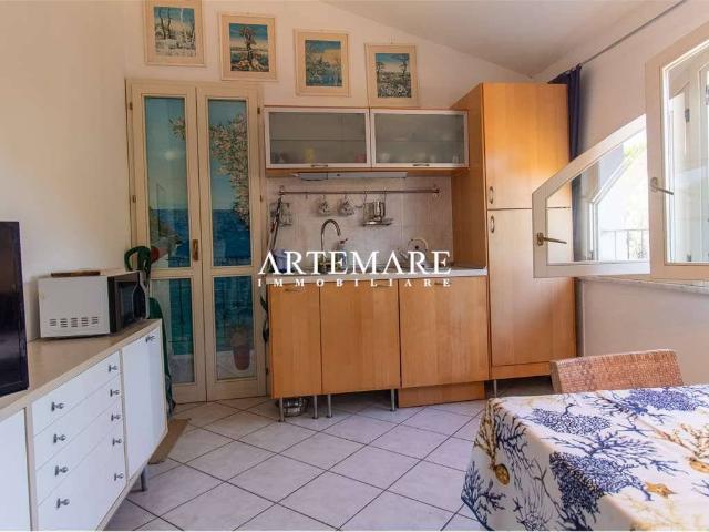 Trilocale via Magliano, 60, Marina di Massa Centro, Massa