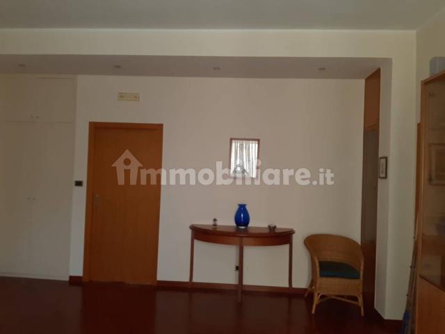 Trilocale via Marie Curie 6, Molfetta