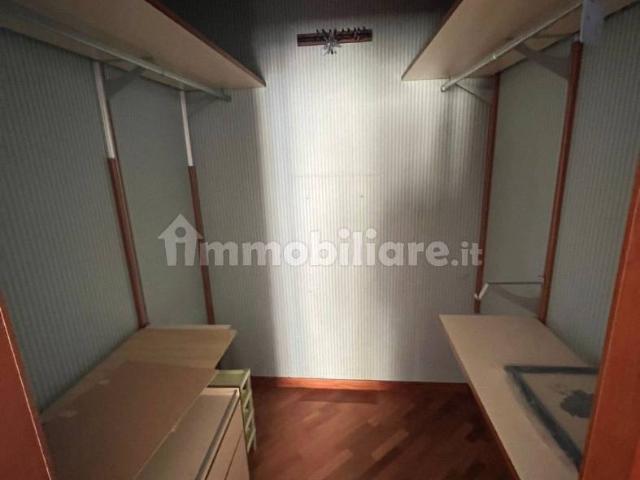 Trilocale via Mario Fiore 4, Arenella, Napoli
