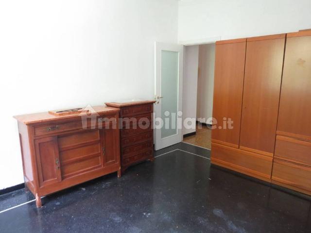 Trilocale via Mario Preve 21, Castelletto, Genova