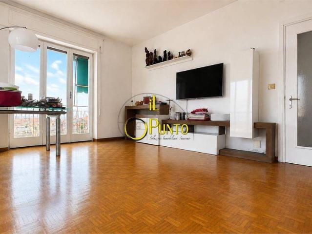 Trilocale via Meridiana 21, Ospedale, Sanremo