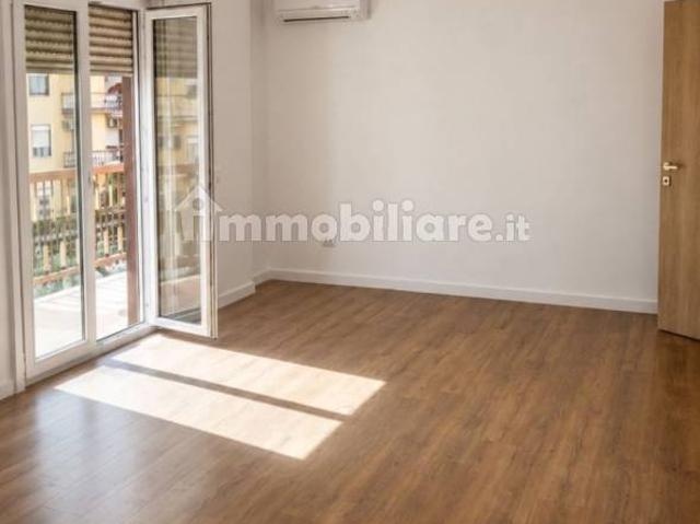 Trilocale via Michele Titone 18, Calatafimi Bassa Indipendenza, Palermo