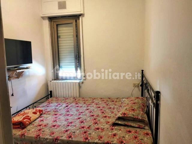 Trilocale via Monte Rosa 48, Centro, Rozzano