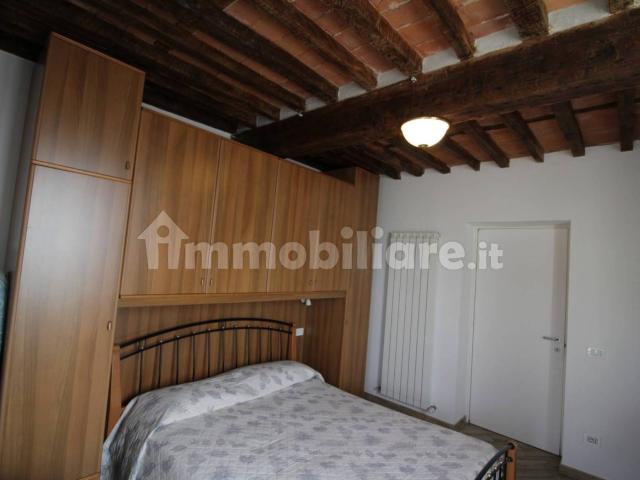 Trilocale via Monticolegno 6, Pietrasanta