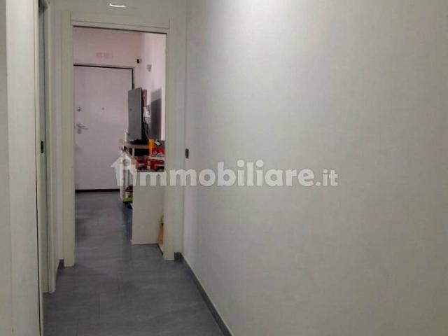 Trilocale via Napoli, Centro, Volla