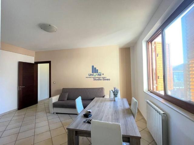 Trilocale via Nazionale, Cannizzaro, Aci Castello