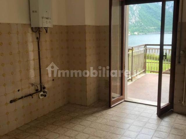 Trilocale via Nazionale, Centro, Abbadia Lariana