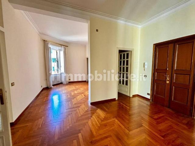 Trilocale via Nemorense, Africano Villa Chigi, Roma