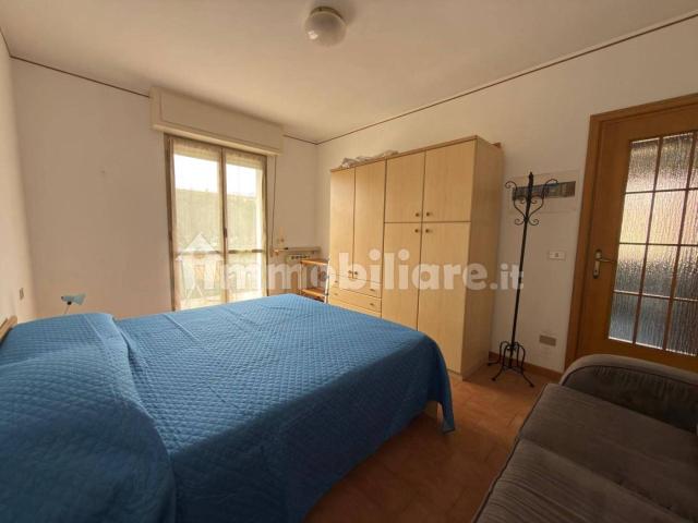 Trilocale via Nino Bixio 20, Centro, Albenga