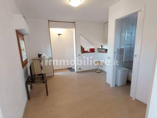 Trilocale via Ottone Rosai, Cintoia Le Torri, Firenze