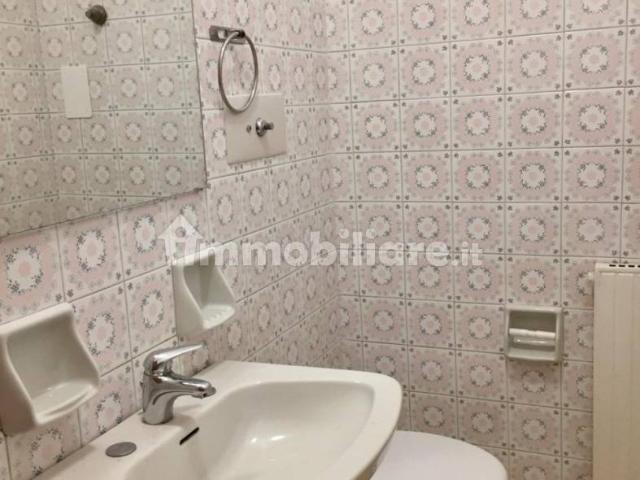 Trilocale via Ognissanti 35, Portello Ospedali, Padova