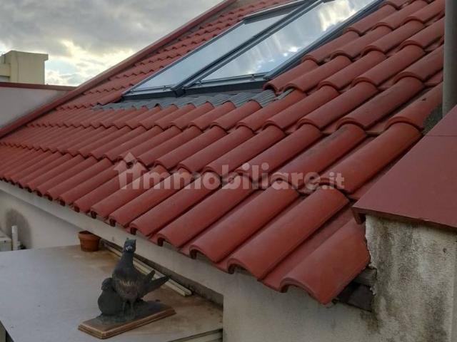 Trilocale via Avarna a 16, Centro, Roccalumera