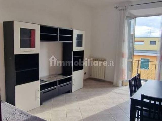 Trilocale via Achille Grandi 5, Centro, Civita Castellana